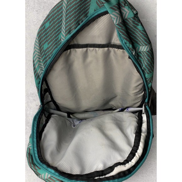 Swissgear Backpack VSC-83 WTRA-14-JH 3106 J-28 Green 16in x 14in - Picture 3 of 10